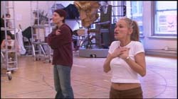 Idina Menzel and Kristin Chenoweth Wicked rehearsal